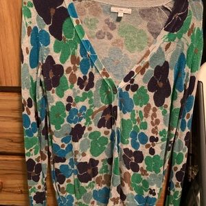 Gap sweater size medium